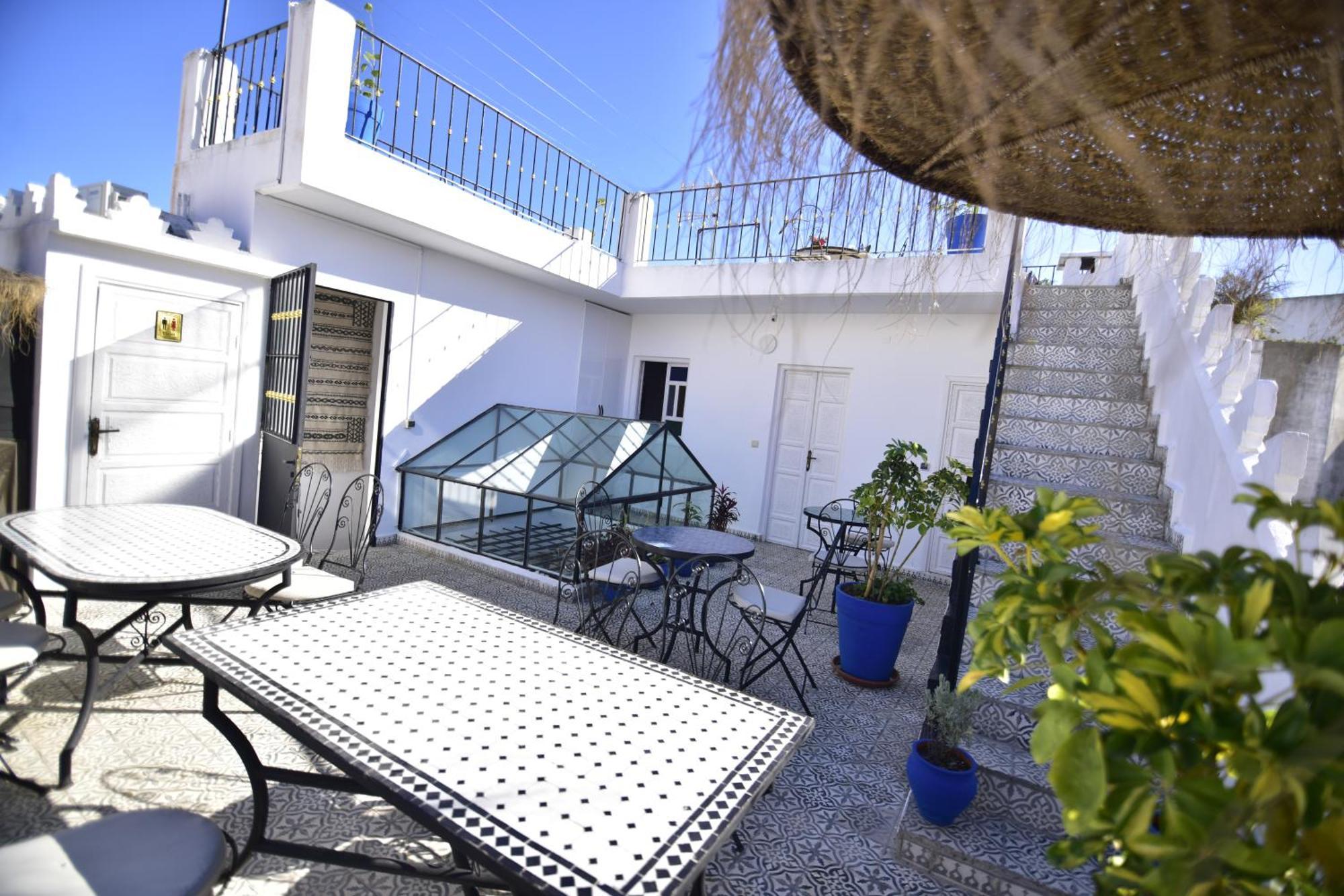 Zoco Riad Tangier Bagian luar foto