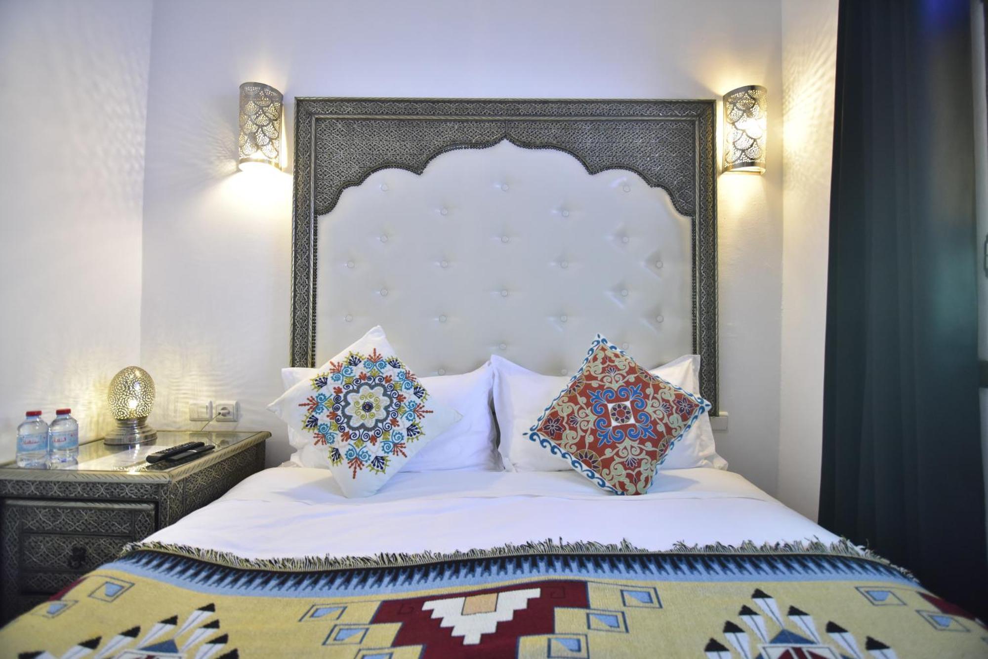 Zoco Riad Tangier Bagian luar foto